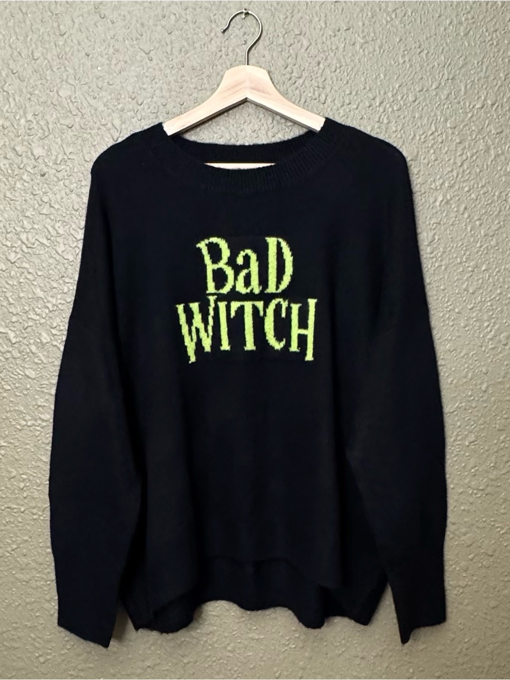 NWT VINCE CAMUTO BAD WITCH HALLOWEEN SWEATER